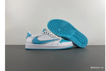 x Scott Jordan Travis 1 Air 0822